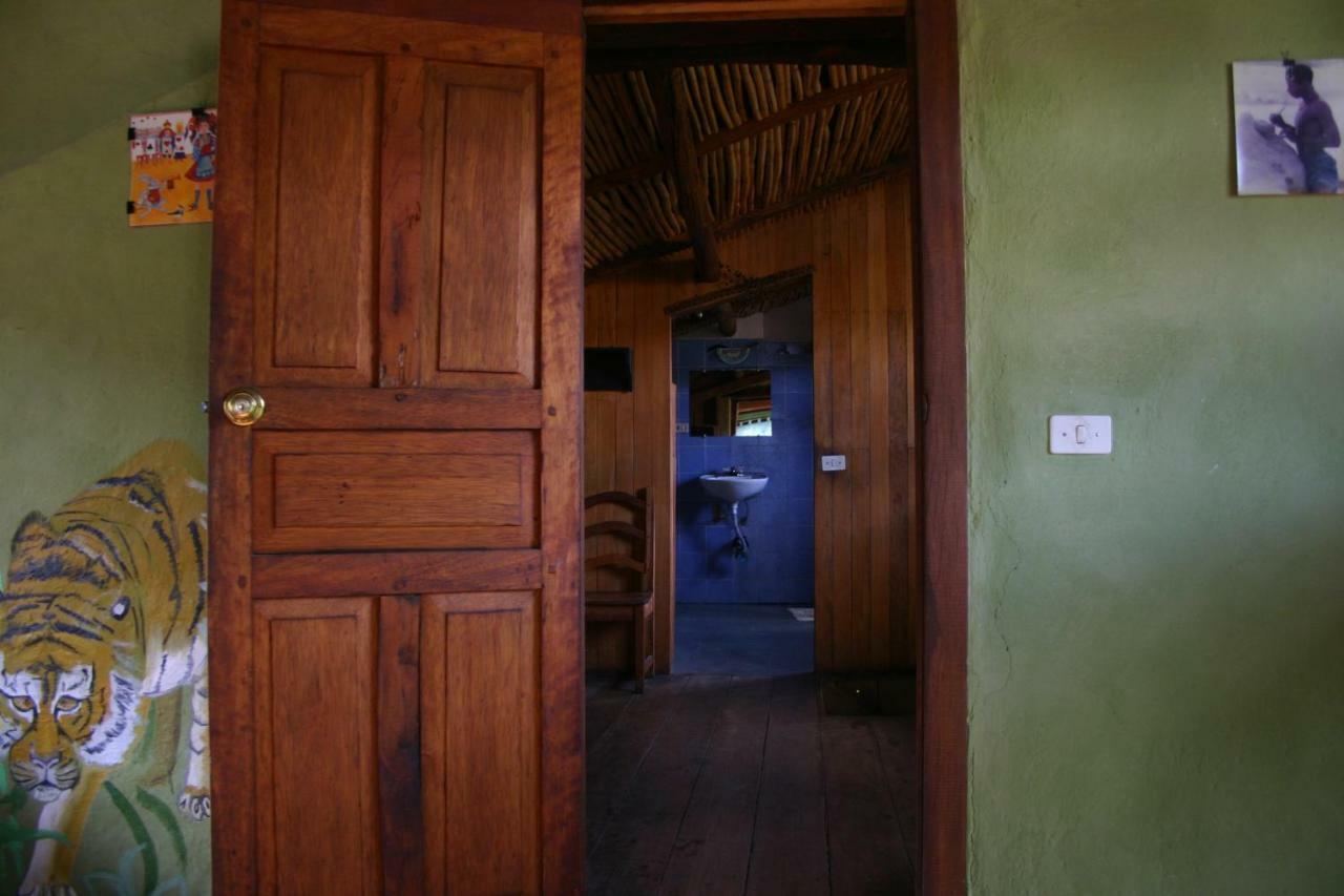 Avalon Hostal Boutique Vilcabamba Bagian luar foto